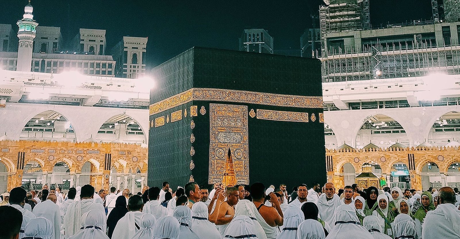 Kaaba at night